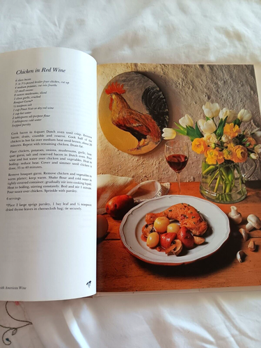 Vtg. Betty Crocker’s COOKING WITH AMERICAN WINE First Edition 1988 HC Cook Book - Picture 4 of 10