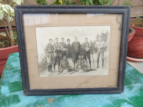 B/W Photograph Of Javelin Throw Game Players Vintage Wooden Framed Wall Hanging - Picture 1 of 4