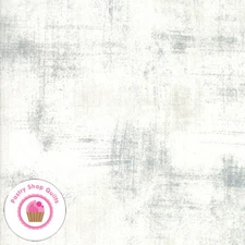 Moda METROPOLIS 30150 435 Fog White GRUNGE BASIC GREY Quilt Fabric USA STATES