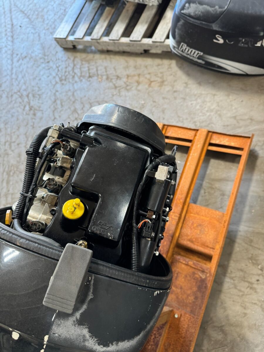 2000 Suzuki DF70 70 hp 4-Stroke 20 2000 Suzuki DF70 70 hp 4-Stroke 20