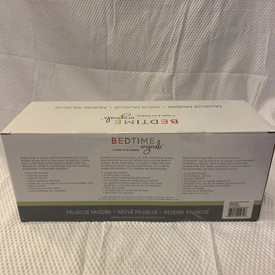 Bedtime Originals Poderosos Animales de la Selva Jirafa, Cebra Musical Cuna Móvil. Foto 3 de 4