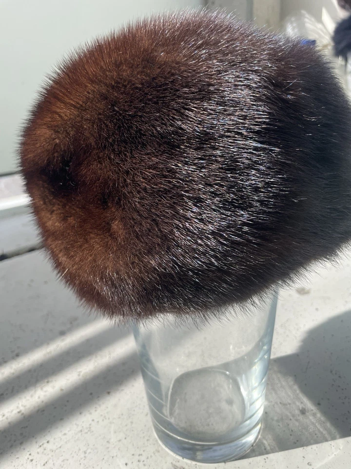 真貂皮毛皮棕色贝雷帽芬兰制造 均码 状况完好 — 第 4/4 张图片