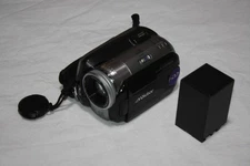Victor GZ-MG77 Digital Video Camera, Good Condition, Battery Included