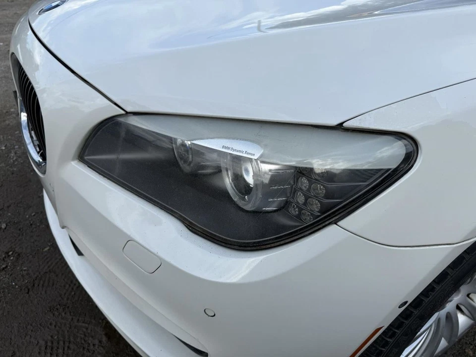 Faro xenón lado conductor izquierdo BMW 750i 2009-2012 desvanecido completo con adaptativo Foto 2 de 4