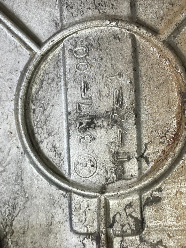 1988 Yamaha YSR50 YSR 50 OEM Outer Stator Cover - Image 3 of 3