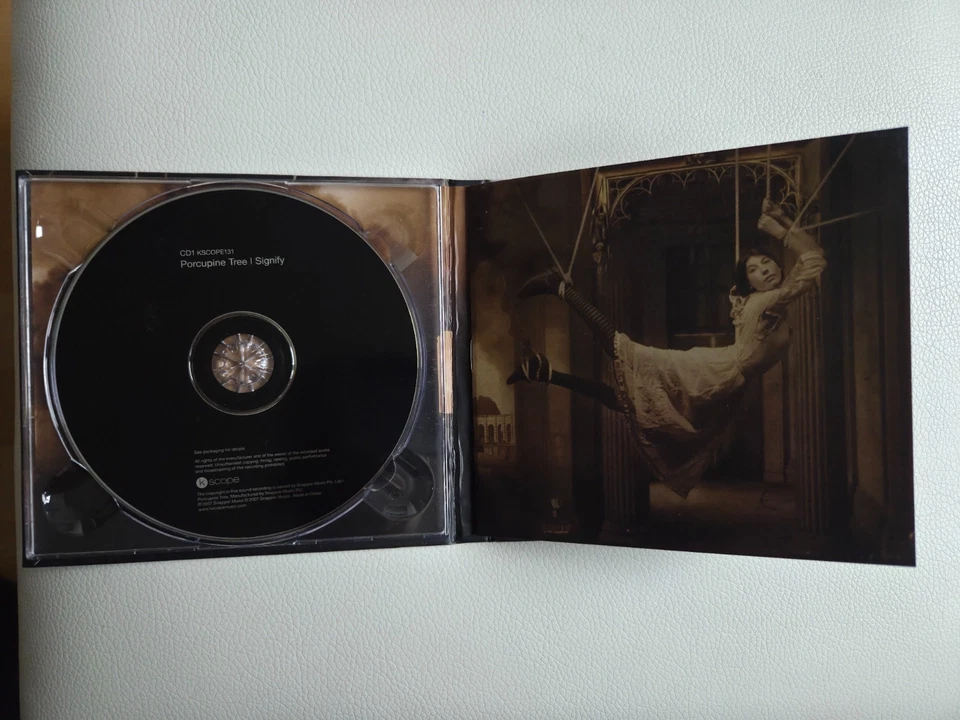 Porcupine Tree - Signify [DoCD, Reissue 2007] - Bild 2 von 4