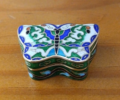 Cloisonne Pill Box Trinket Metal Container  BUTTERFLY Design Multicolor 