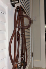 New Dotted Sliding One Ear Western Horse Bridle W/ Curb Bit  Thick Split Reins