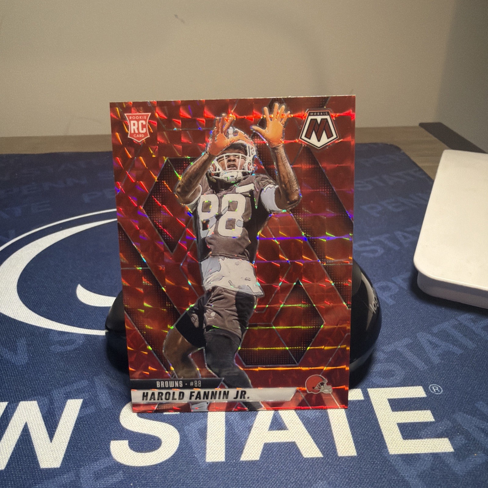 2025 Panini Mosaic #384 Harold Fannin Jr. Mosaic Red Cleveland Browns RC