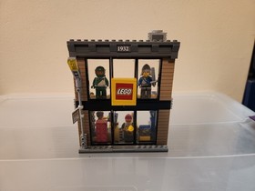 LEGO Set 60097 City Square