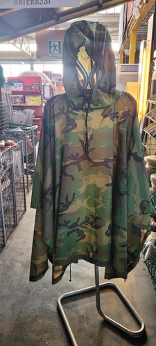 Poncho Antipioggia Militare mimetico idrorepellente tg unica impermeabile M.M. - Foto 2 di 8