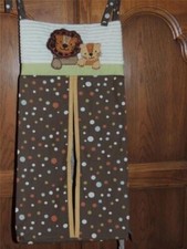 LAMBS  IVY S.S. NOAH DIAPER STACKER LION Brown GREEN POLKA DOT