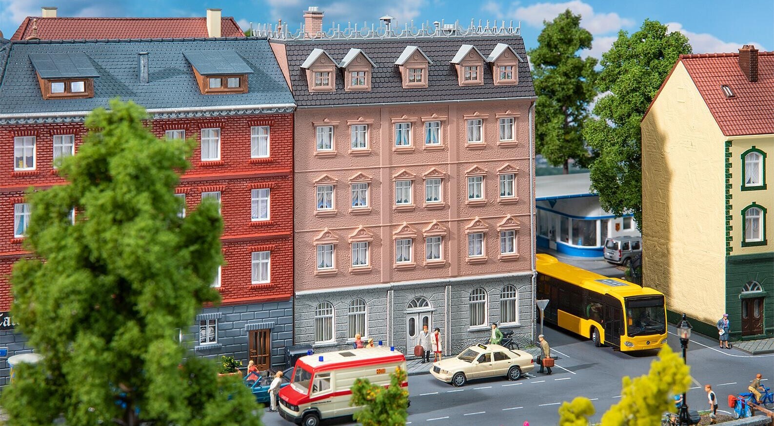 Faller 130627 maison de ville chancellerie HO 1/87 batiment decor train miniature