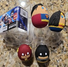 Handmade by Robots DC Comics Mini Egg Vinyl Figure 4 Pack Brand Superman Wonder 