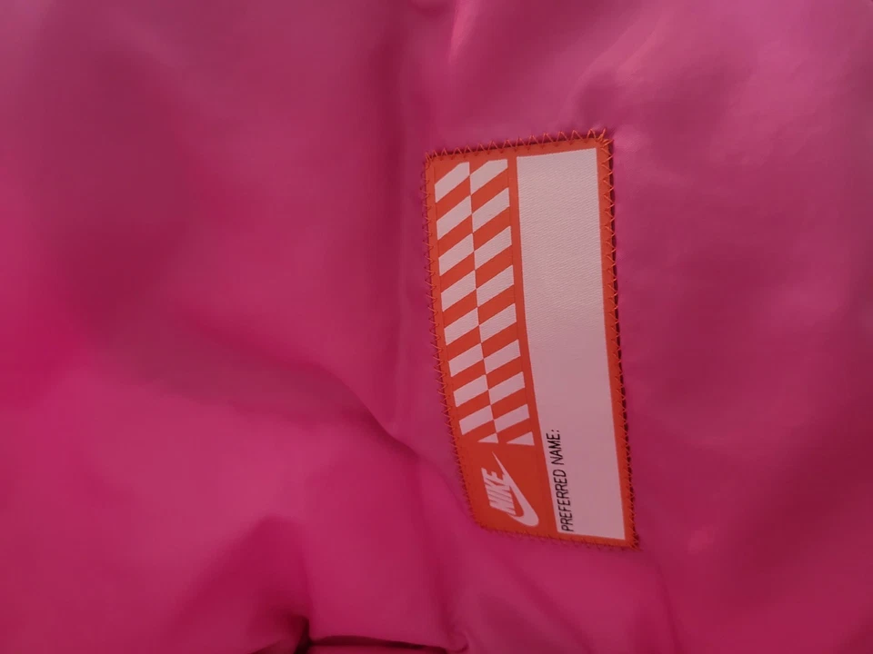 Chaqueta acolchada con capucha Nike para niños ROSA talla XS niñas 6-8 excelente estado envío gratuito Foto 3 de 4