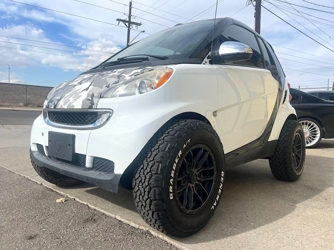 Lifted Smart Fortwo - left front profile - low