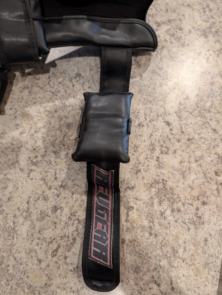 RARE Revgear Samurai Set MMA Sparring Shinguards, EXCELLENT CONDITION - Image 3 of 3