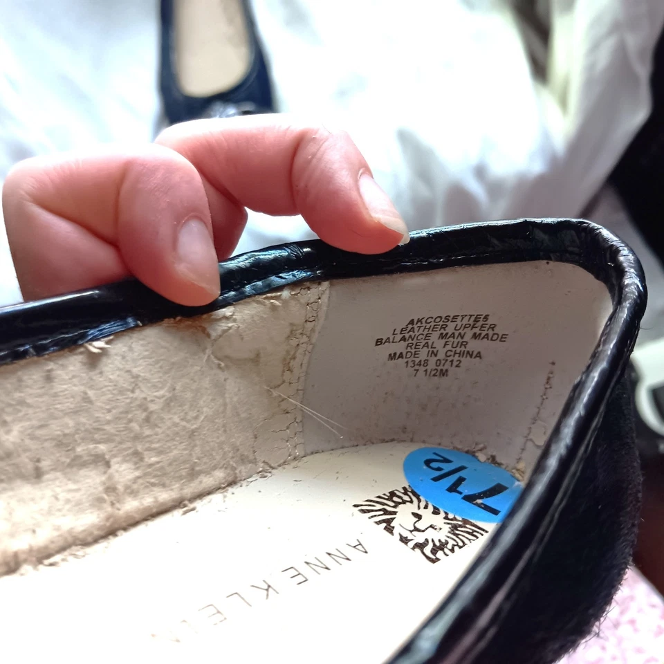 Zapatos Dark Academia Talla 7.5 Planos Cabeza de León Hebilla Pelo Real De Colección Anne Klein Foto 2 de 4