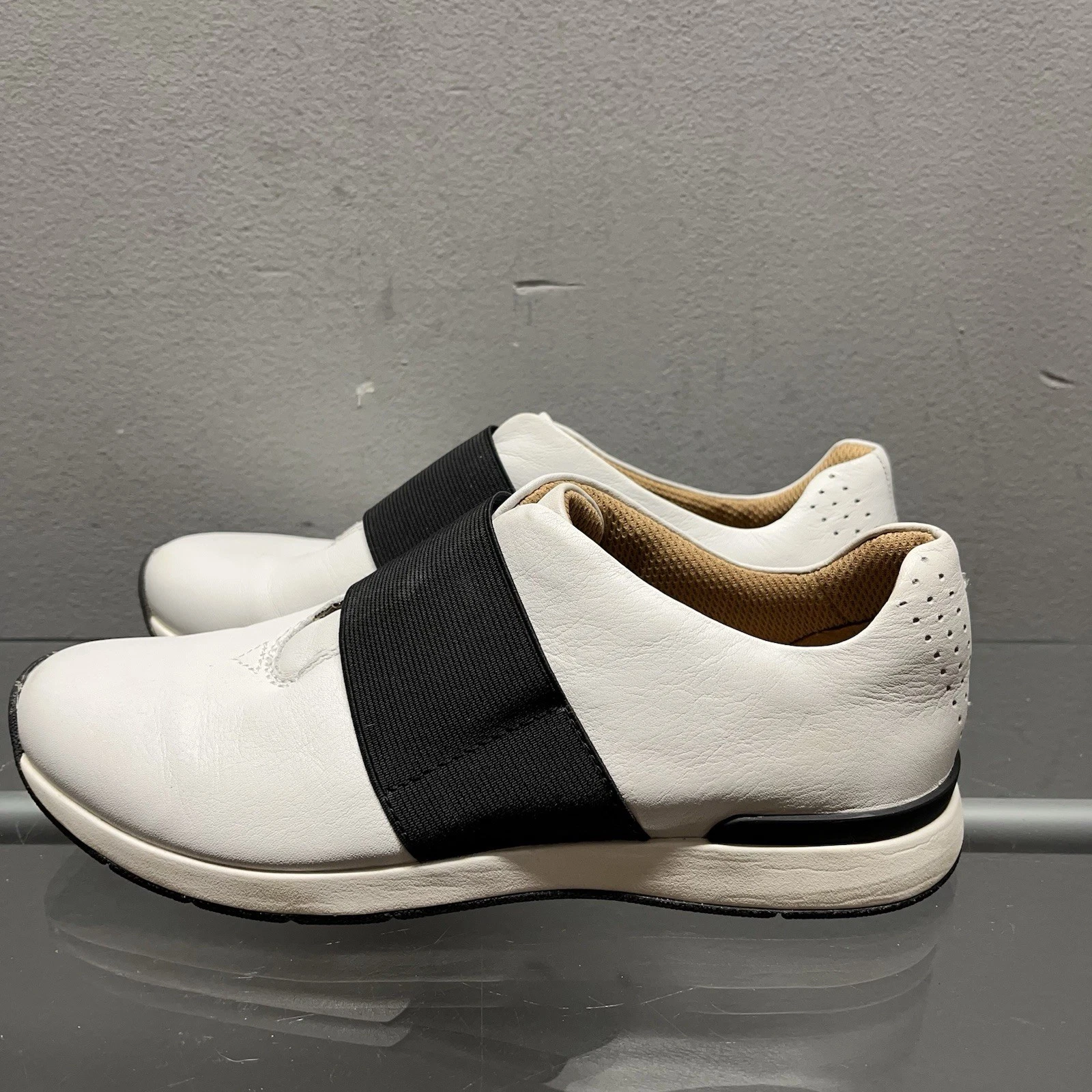 Vionic Women's Cosmic Codie Slip-On Shoes Sneakers Size 6.5
