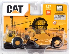 Diecast Masters CAT 627G Auger Scraper  1:87 Scale Diecast Model 84405
