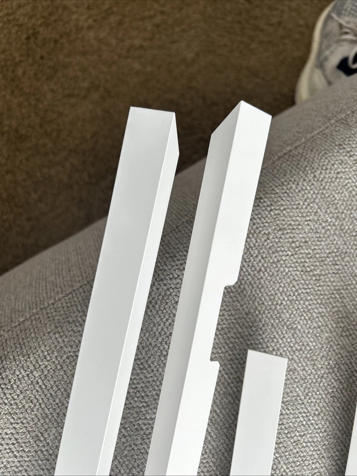 Samsung 55 pulgadas "El Marco" Personalizable, Bisel Magnético Blanco Foto 4 de 4