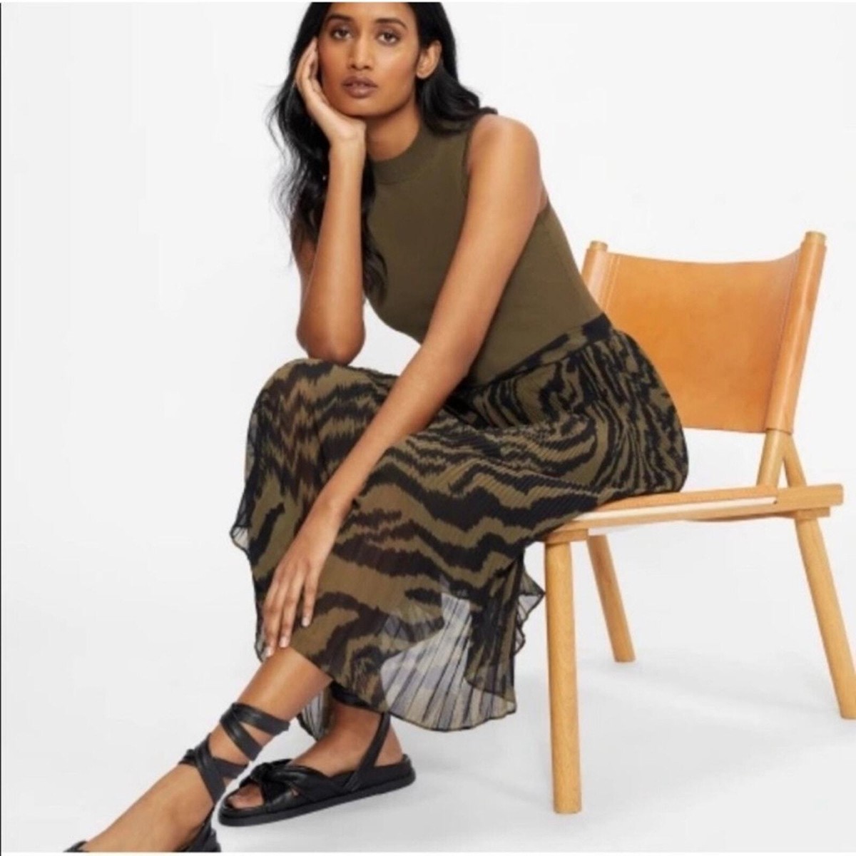 Ted Baker Dress Justnee Animal Printed Pleated Midi Mock Neck in Olive Green Ted Baker Dress Justnee Animal Printed Pleated Midi Mock Neck in Olive Green