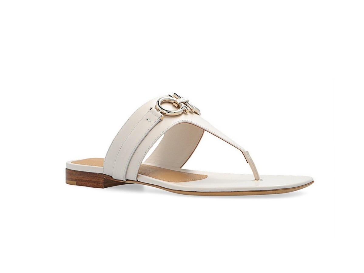 Salvatore Ferragamo $695 Women's Rikis Calfskin Gancini