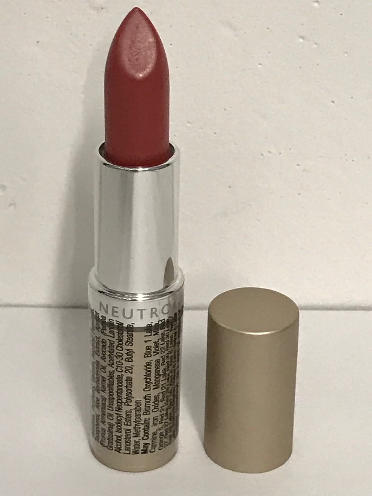 neutrogena lipstick