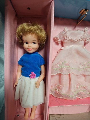 Vintage 1960's Doll Wardrobe Case By Miner W/ Penny Brite Doll, Accessories - Picture 12 of 14