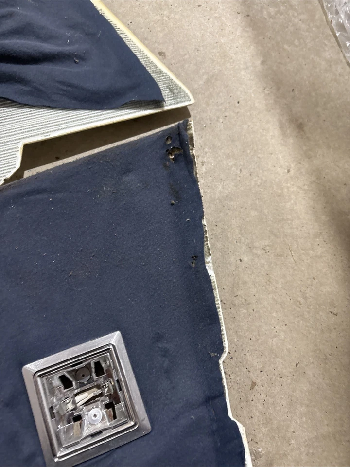 80-89 CADILLAC BROUGHAM PAR PANELES VELA TRASERA NÚCLEO Foto 4 de 4