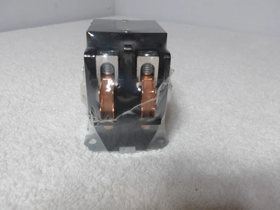 2 Pole 40 Amp 120 VAC Coil AC Motor contactor 2P 40A 120V 50/60Hz New - Image 2 of 4