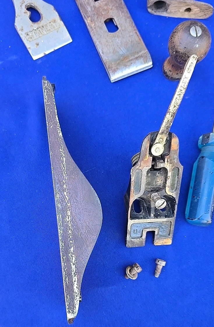 Vintage Stanley Bailey No. 4 Smooth Bottom Carpenters Wood Plane