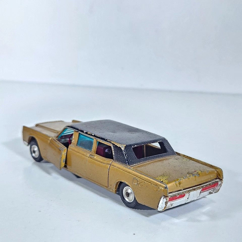 Corgi Toys 262 Lincoln Continental Limusina Apertura Puerta De Colección Diecast Sin Caja Foto 3 de 4
