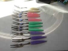 11x Vintage Cocktail pickle fruit Forks Stainless Steel Coloured Plastic Handles