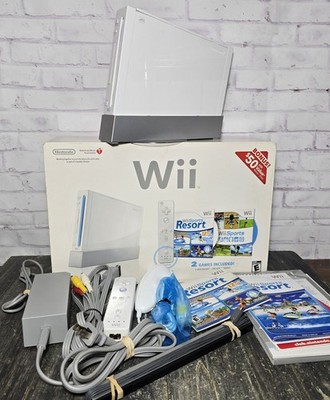 Nintendo Wii Console Sports & Resort Bundle Complete W/ Box Tested & Working