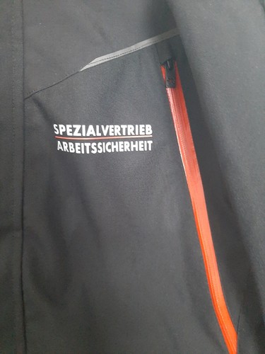 Neue WÜRTH MODYF Winterjacke Hardshelljacke Performance Gr. L schwarz wetterfest - Bild 9 von 11