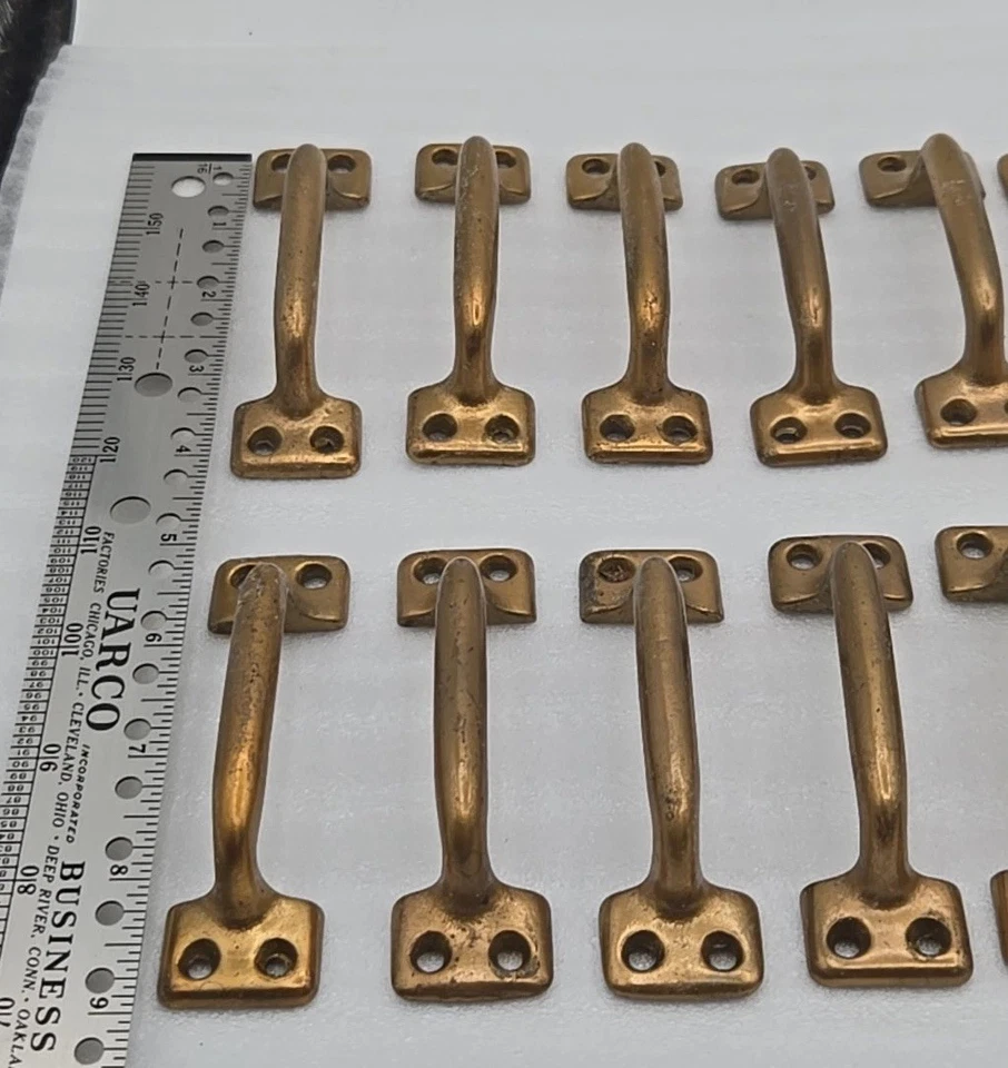 Lote De Colección 23 Tiradores Para Cajones Gabinetes National Mfg Co 4" Latón Sólido Chapado Foto 2 de 4