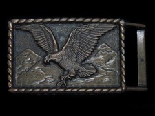 TC03102 VINTAGE 1970s BALD EAGLE ART BRASSTONE BELT BUCKLE
