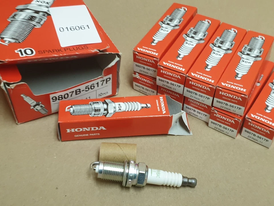Honda CR-V 2.4 Spark Plug X10 2006-on 9807B5617P NGK ZFR6K-11 Genuine NEW - Image 2 of 4