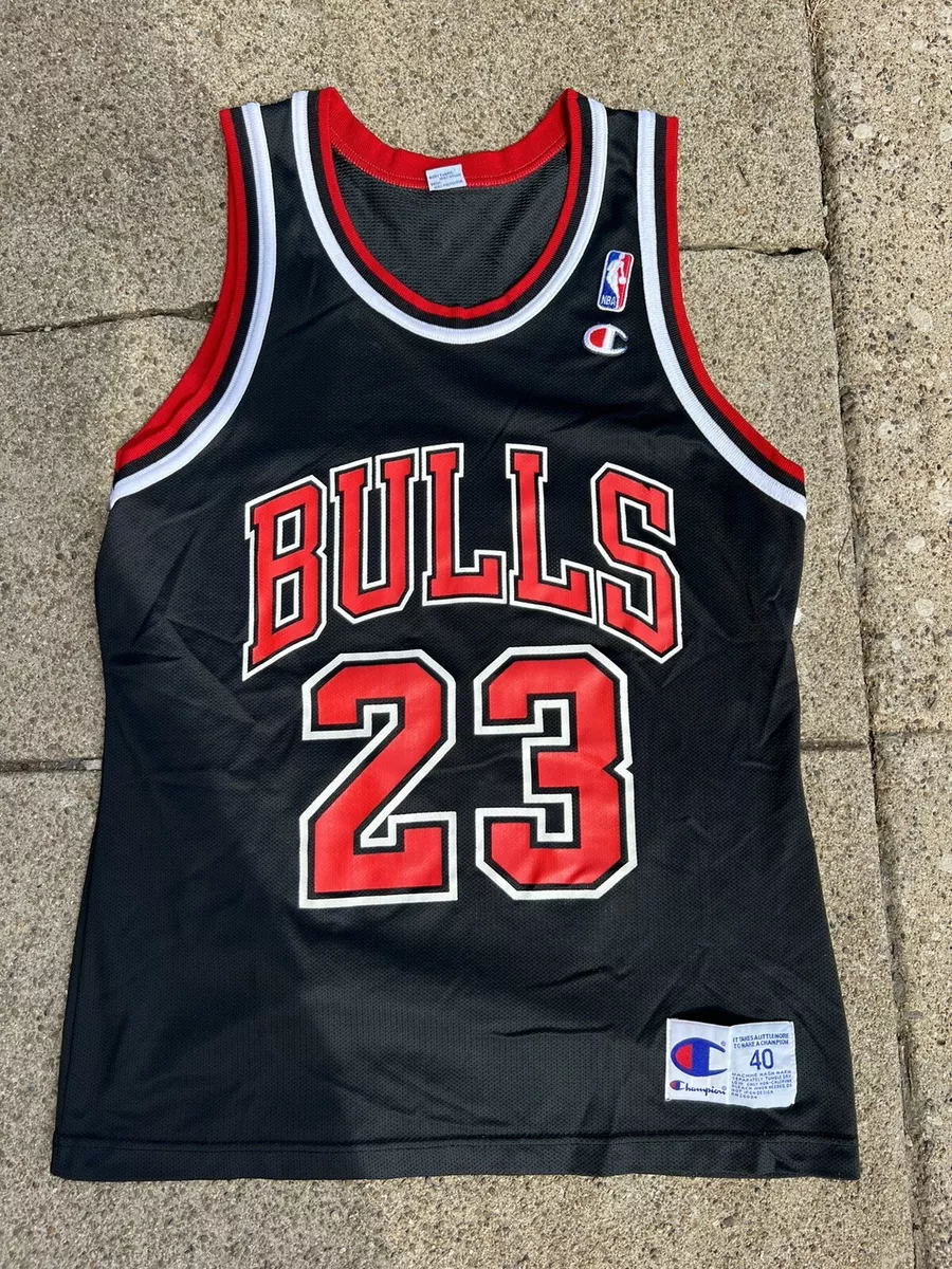 Vintage Chicago Bulls Michael Jordan 23 Champion NBA Jersey 