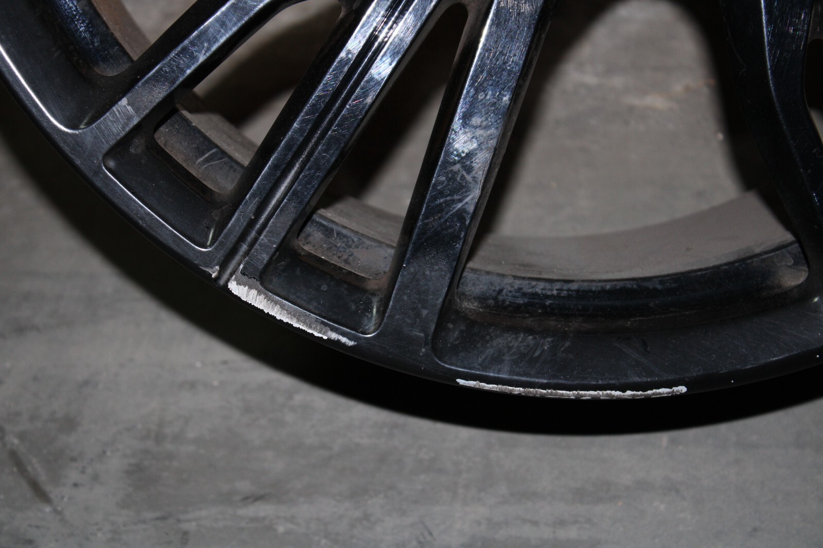 14 15 16 17 18 19 20 BMW i8 OEM WHEEL RIM RIGHT REAR 36116857573 6857573 86205