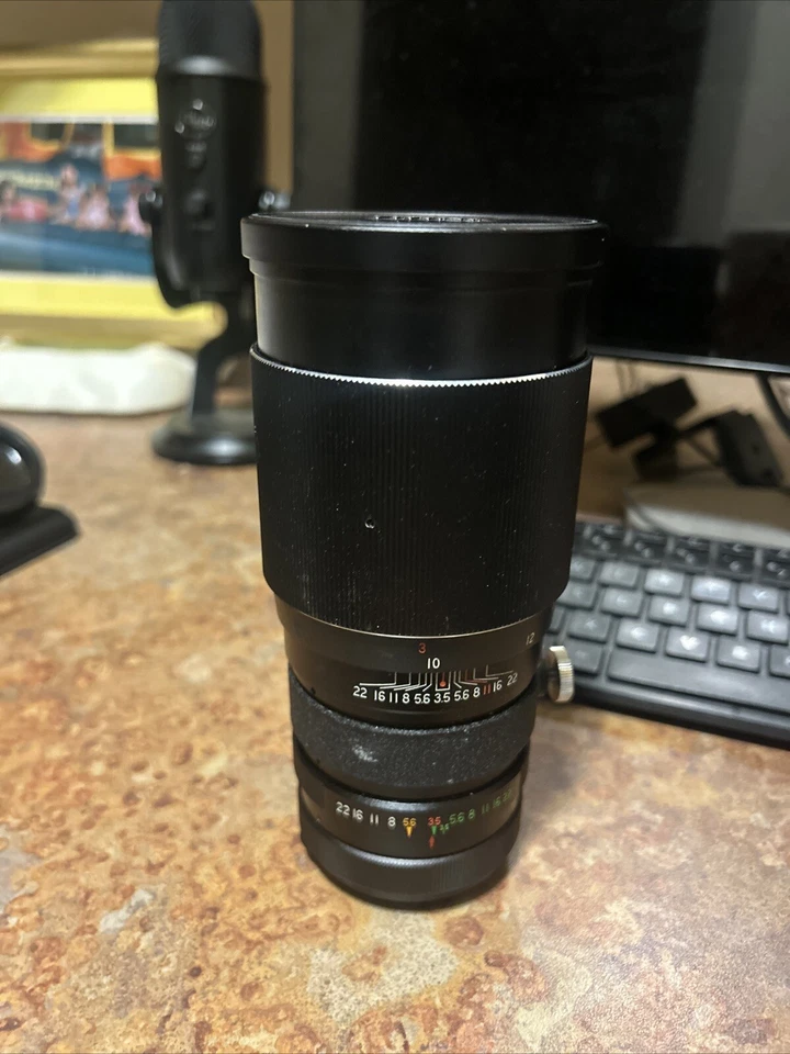 Vivitar 200mm / 1:3.5 AUTO TELEPHOTO - Image 3 of 4