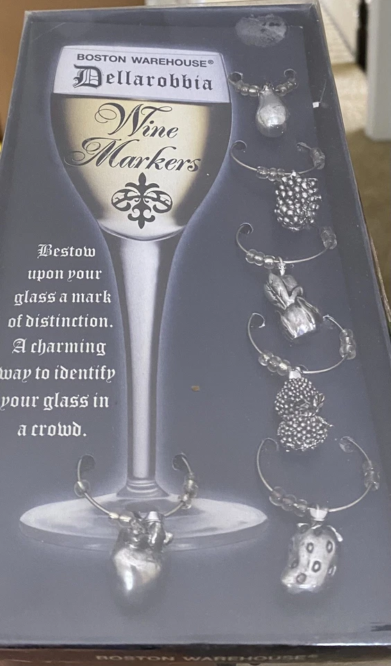 Marcadores de copa de vino Boston Warehouse Dellarobbia 6 piezas dijes de frutas tono plateado NUEVO Foto 2 de 4