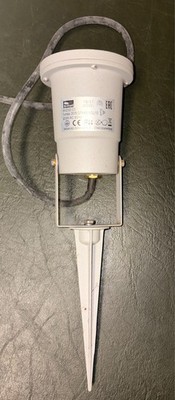 7 x Brilliant 96232/22 LED Außenleuchten grau m. Erdspieß Außenerdspieß Strahler