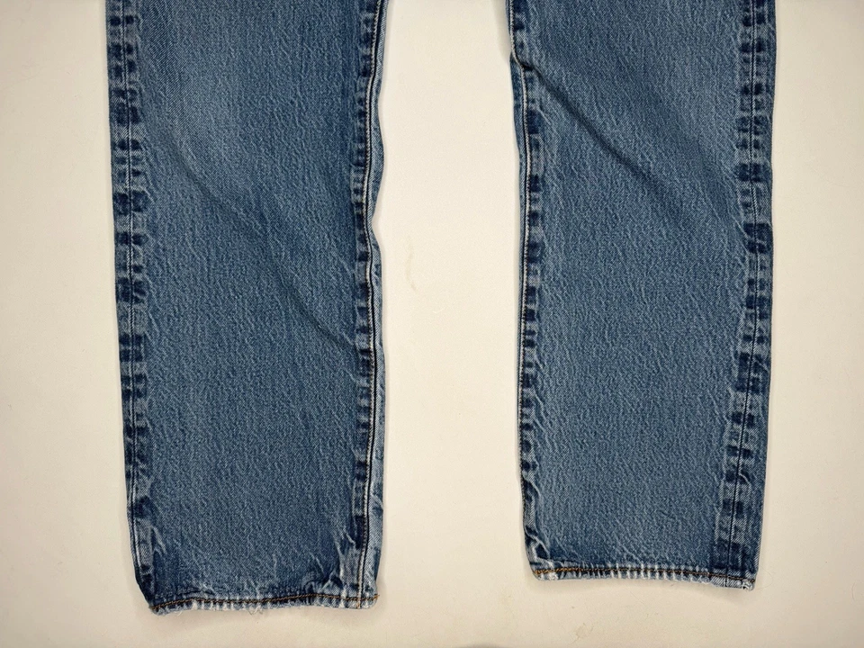Jeans de mezclilla vintage Levi’s 501 botón mosca pierna recta 32 x 32* Foto 2 de 4
