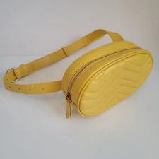 Geestock Women’s Yellow Belt Bag PU Leather Crossbody Fanny Pack See Descript!