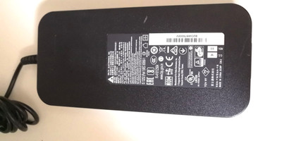 Original Netzteil Delta ADP-120 RH D 19V 6.32A 120W Ladegerät ohne Pin Stecker