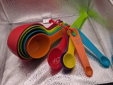 12 Piece Measuring Cups And Spoons Set Colored Kitchen Measure Tools Durable Nes