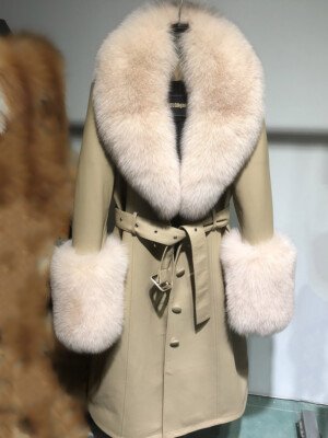 2024 Autumn Winter Slim Fit Sheepskin Fox Fur Coat, Fur Integrated Women's Coat