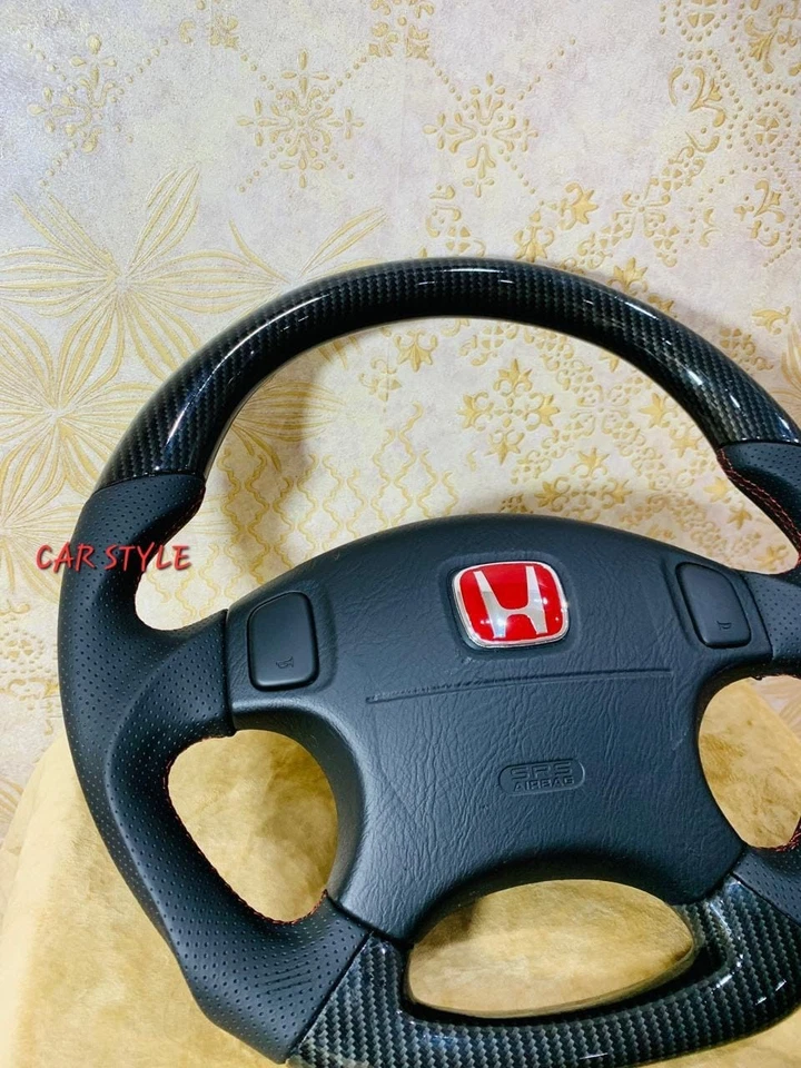 HONDA CIVIC EK 96-2000, FIBRA DE CARBONO HIDRO SUMERGIDA Y DIRECCIÓN DE CUERO ORIGINAL Foto 2 de 4